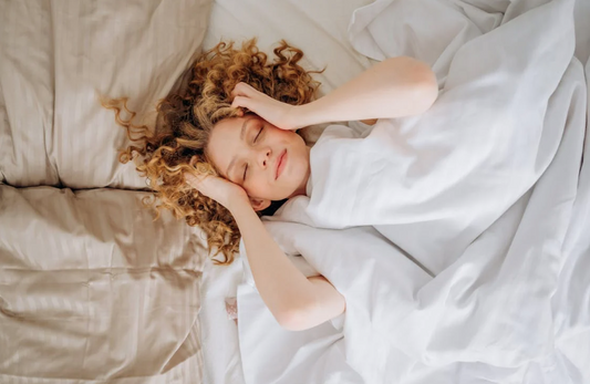 How Copper Pillowcases Help with Dandruff and Scalp Conditions